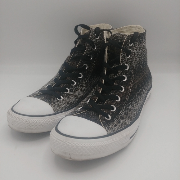 converse cloth shoes